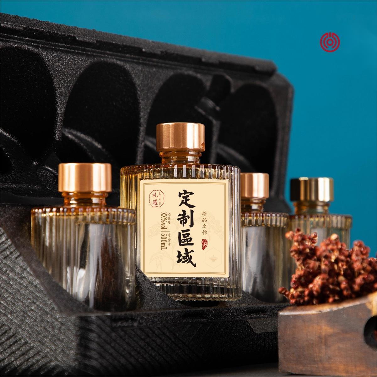 Glass Mini Alcohol Bottle Packaging – TSA-Compliant Luxury for Travelers