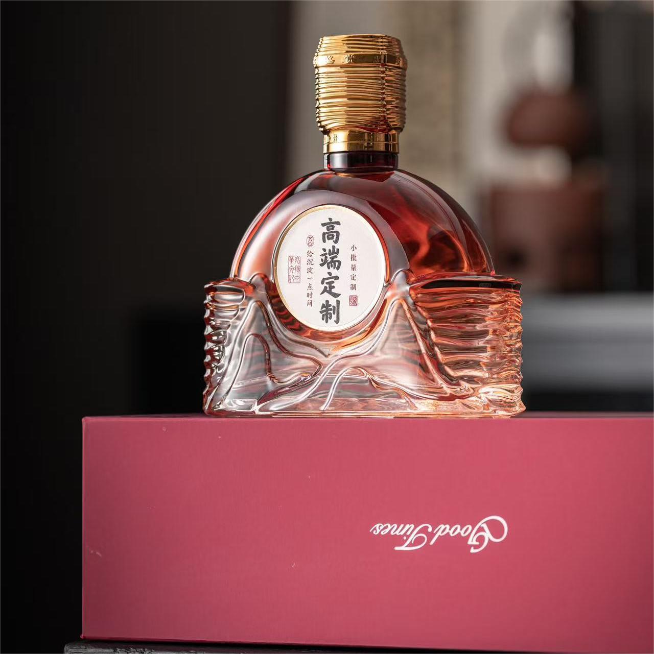 Eco-Luxury Glass Alcohol Bottle – Recyclable Premium Design for Green Brands