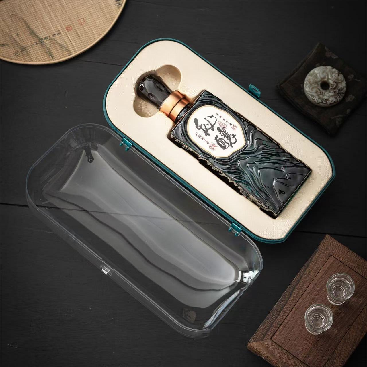 Square Glass Bottle – Sleek Architectural Design for Luxury Storage & Brand Packaging